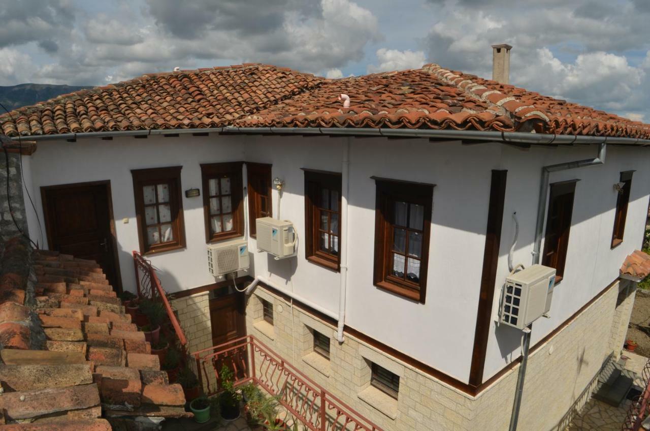 Pjetri House Hotel Berat Exterior photo